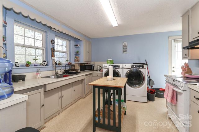 500 E 13th Street, Kannapolis, NC 28083