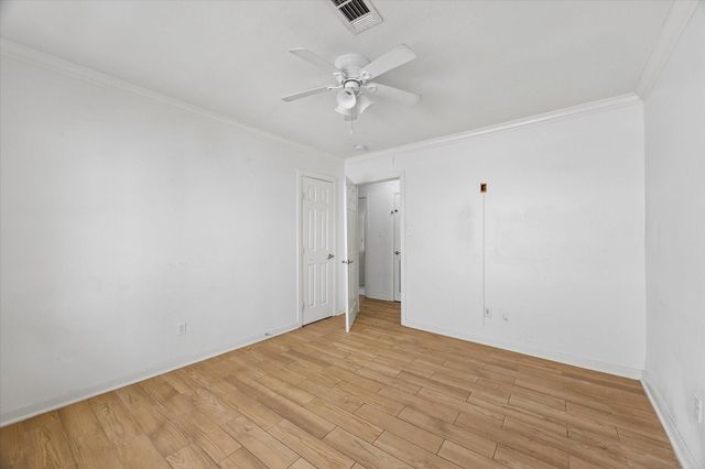 5119 Patrick Henry, Bellaire, TX 77401