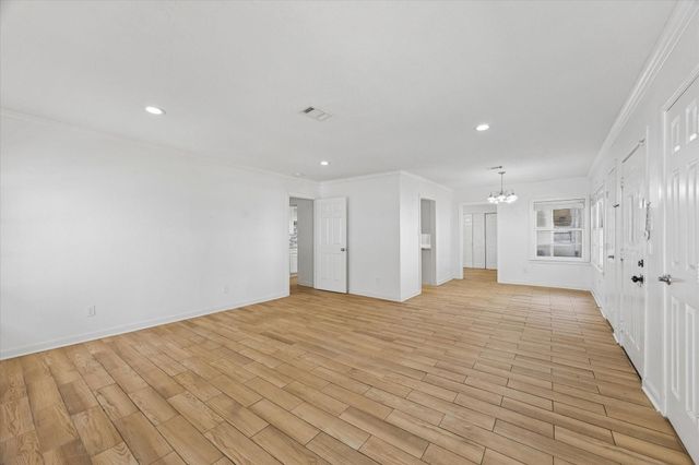 5119 Patrick Henry, Bellaire, TX 77401