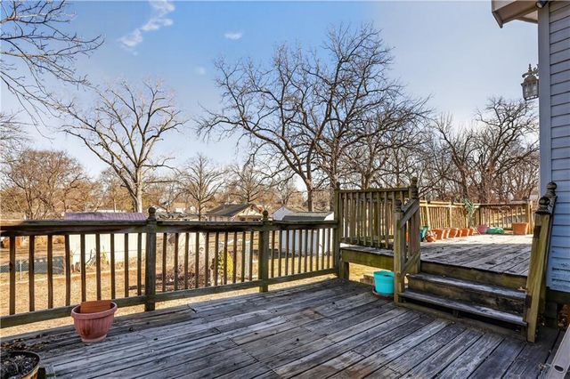 333 Allcutt Avenue, Bonner Springs, KS 66012