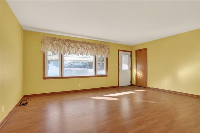 333 Allcutt Avenue, Bonner Springs, KS 66012