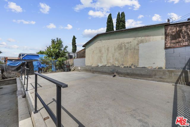 3611 Whiteside Street, Los Angeles, CA 90063