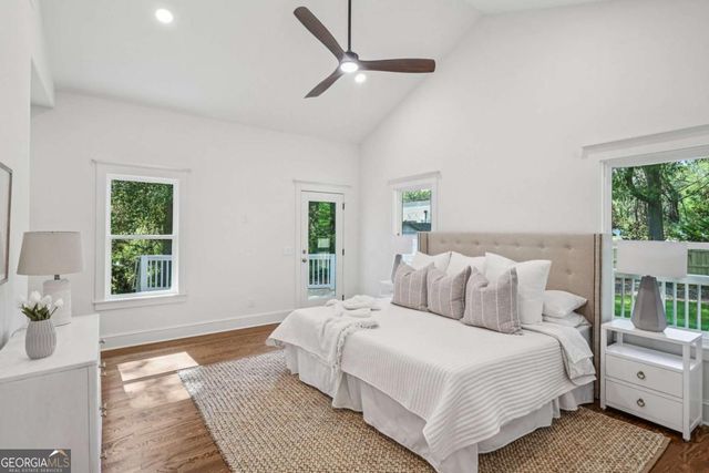 1036 Dell Avenue SE, Smyrna, GA 30080