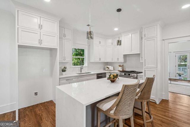 1036 Dell Avenue SE, Smyrna, GA 30080