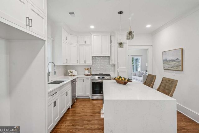 1036 Dell Avenue SE, Smyrna, GA 30080