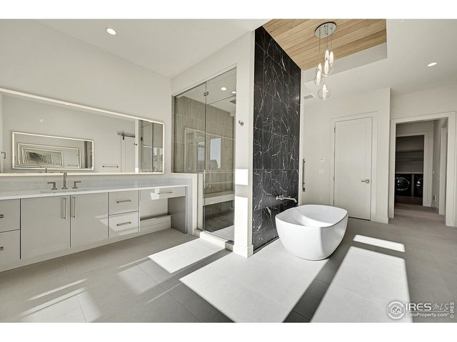 2669 Southwind Rd, Berthoud, CO 80513