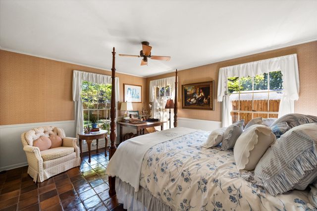 1009 Dobbins Road, Corsicana, TX 75110