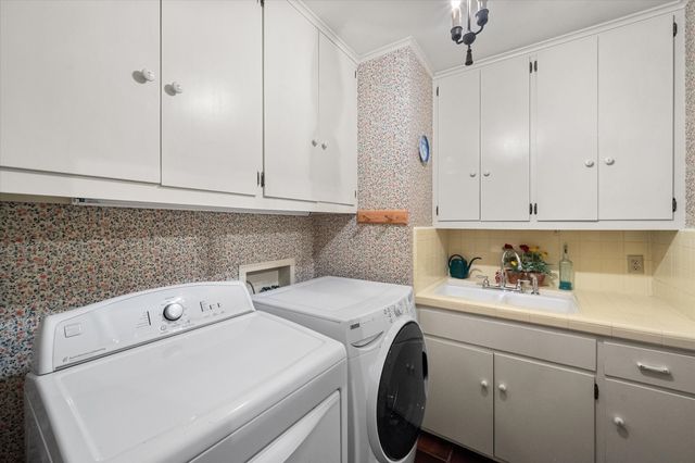 1009 Dobbins Road, Corsicana, TX 75110