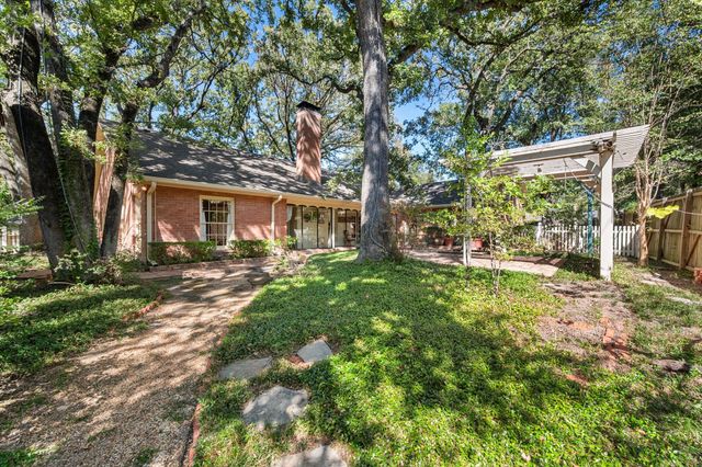 1009 Dobbins Road, Corsicana, TX 75110