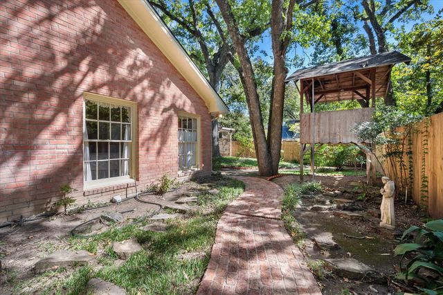 1009 Dobbins Road, Corsicana, TX 75110