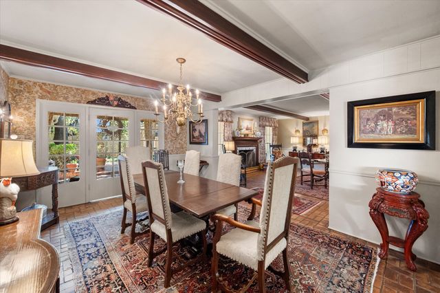 1009 Dobbins Road, Corsicana, TX 75110