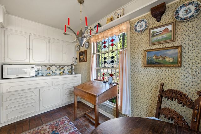 1009 Dobbins Road, Corsicana, TX 75110