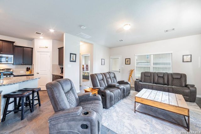 6134 Akin Place, San Antonio, TX 78261