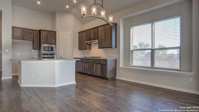 132 Missouri Primrose, San Marcos, TX 78666