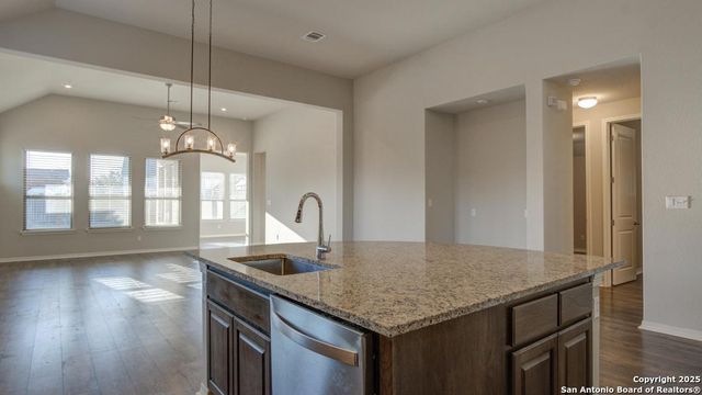 132 Missouri Primrose, San Marcos, TX 78666