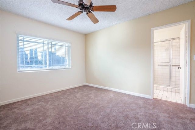 11018 Woodley, Granada Hills (los Angeles), CA 91344