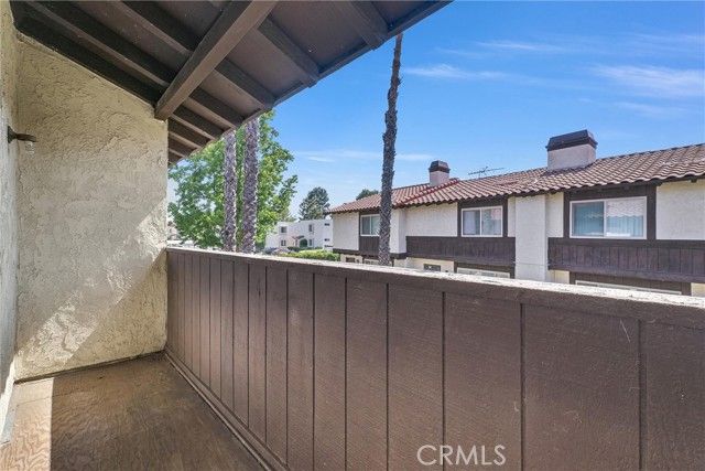 1077 Santo Antonio Drive 39, Colton, CA 92324