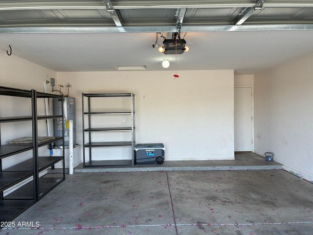 22372 W CANTILEVER Court, Buckeye, AZ 85326