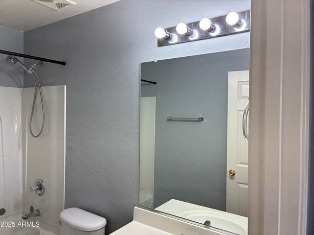 22372 W CANTILEVER Court, Buckeye, AZ 85326