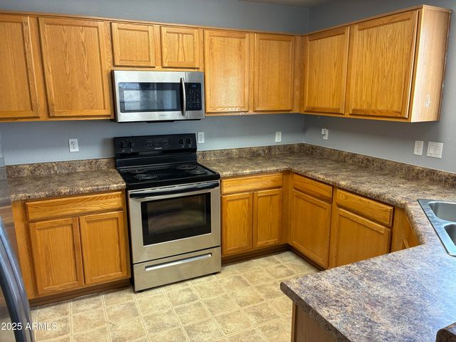 22372 W CANTILEVER Court, Buckeye, AZ 85326