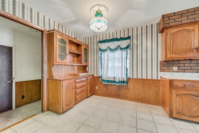 907 Bow Creek Drive, Duncanville, TX 75116