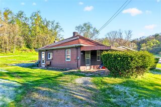 226 Kangaroo Hill Rd, Sewickley Twp, PA 15660