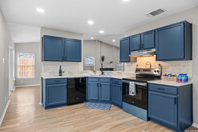 9810 Fortune Ridge, Converse, TX 78109