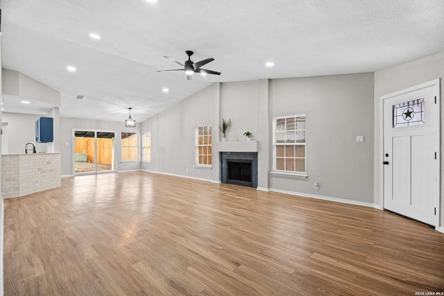 9810 Fortune Ridge, Converse, TX 78109