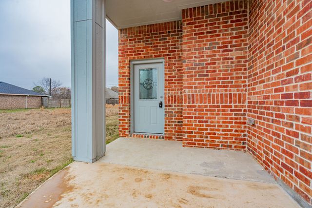 237 Backlash Drive, Gun Barrel City, TX 75156