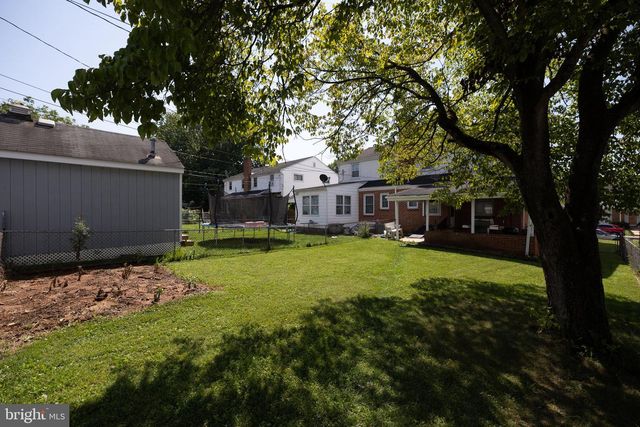 757 EMERALD DR, Lancaster, PA 17603