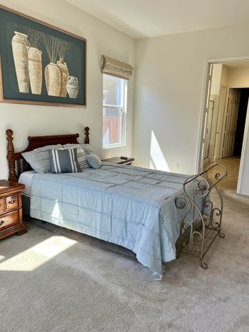 9909 Stockholm Place, Bakersfield, CA 93306