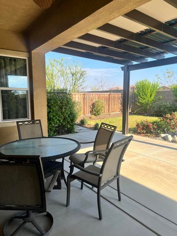 9909 Stockholm Place, Bakersfield, CA 93306