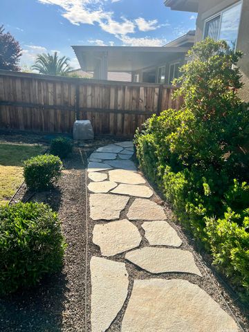 9909 Stockholm Place, Bakersfield, CA 93306