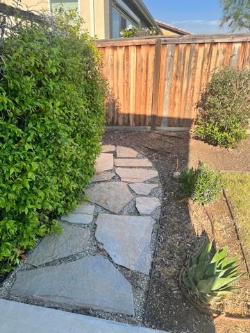 9909 Stockholm Place, Bakersfield, CA 93306