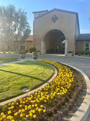 9909 Stockholm Place, Bakersfield, CA 93306