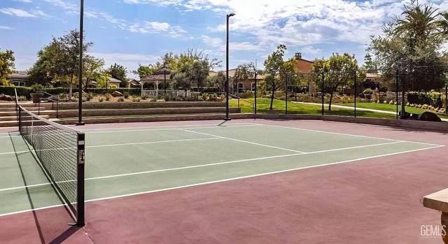 9909 Stockholm Place, Bakersfield, CA 93306