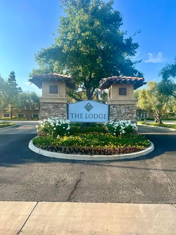 9909 Stockholm Place, Bakersfield, CA 93306