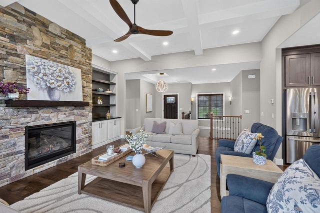 6653 Morning Dew Lane, Sun Prairie, WI 53590