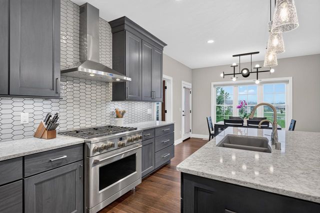 6653 Morning Dew Lane, Sun Prairie, WI 53590