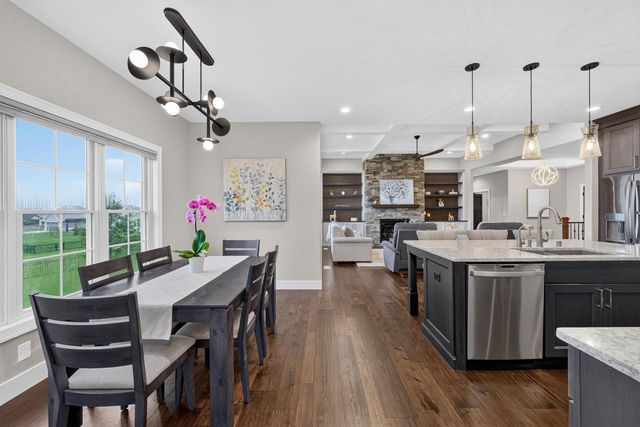6653 Morning Dew Lane, Sun Prairie, WI 53590