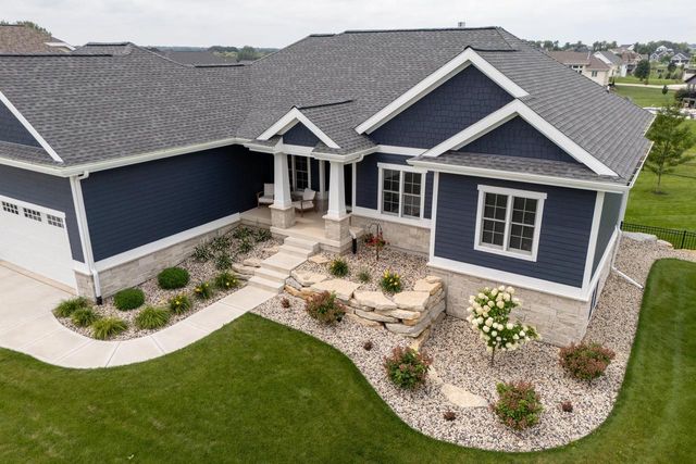6653 Morning Dew Lane, Sun Prairie, WI 53590