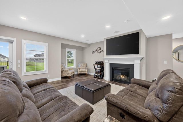 6653 Morning Dew Lane, Sun Prairie, WI 53590