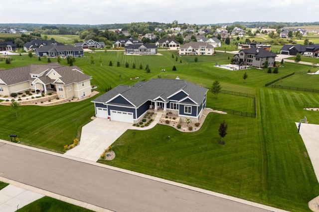 6653 Morning Dew Lane, Sun Prairie, WI 53590