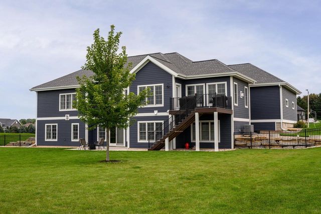 6653 Morning Dew Lane, Sun Prairie, WI 53590