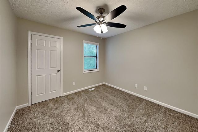 82 Fox Ridge Court, Dallas, GA 30157