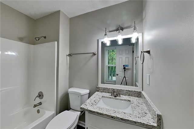 82 Fox Ridge Court, Dallas, GA 30157