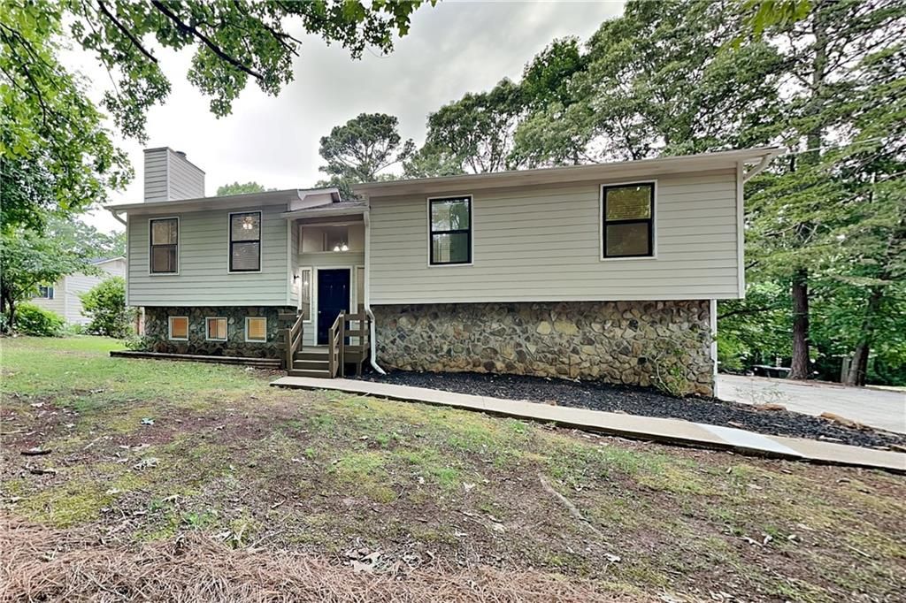 82 Fox Ridge Court, Dallas, GA 30157