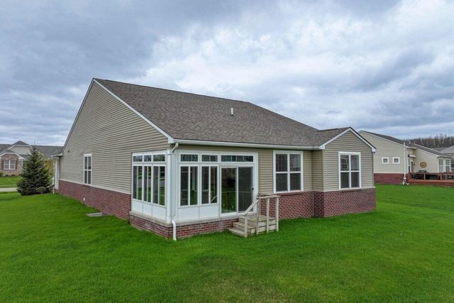 9357 Pebble Beach Lane, Grand Blanc, MI 48439