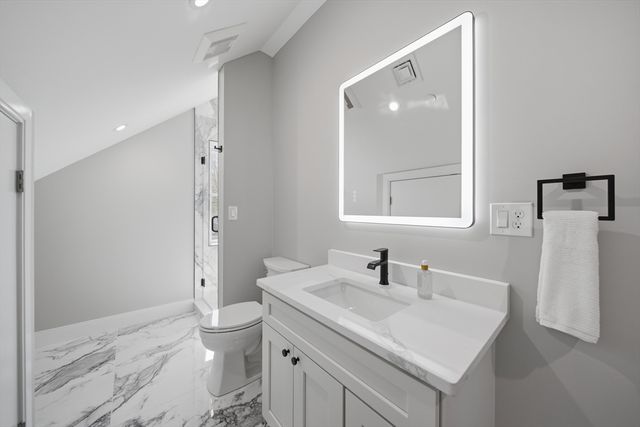 174 Walnut Street 3, Somerville, MA 02145