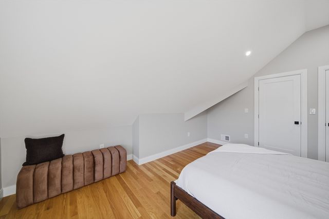 174 Walnut Street 3, Somerville, MA 02145